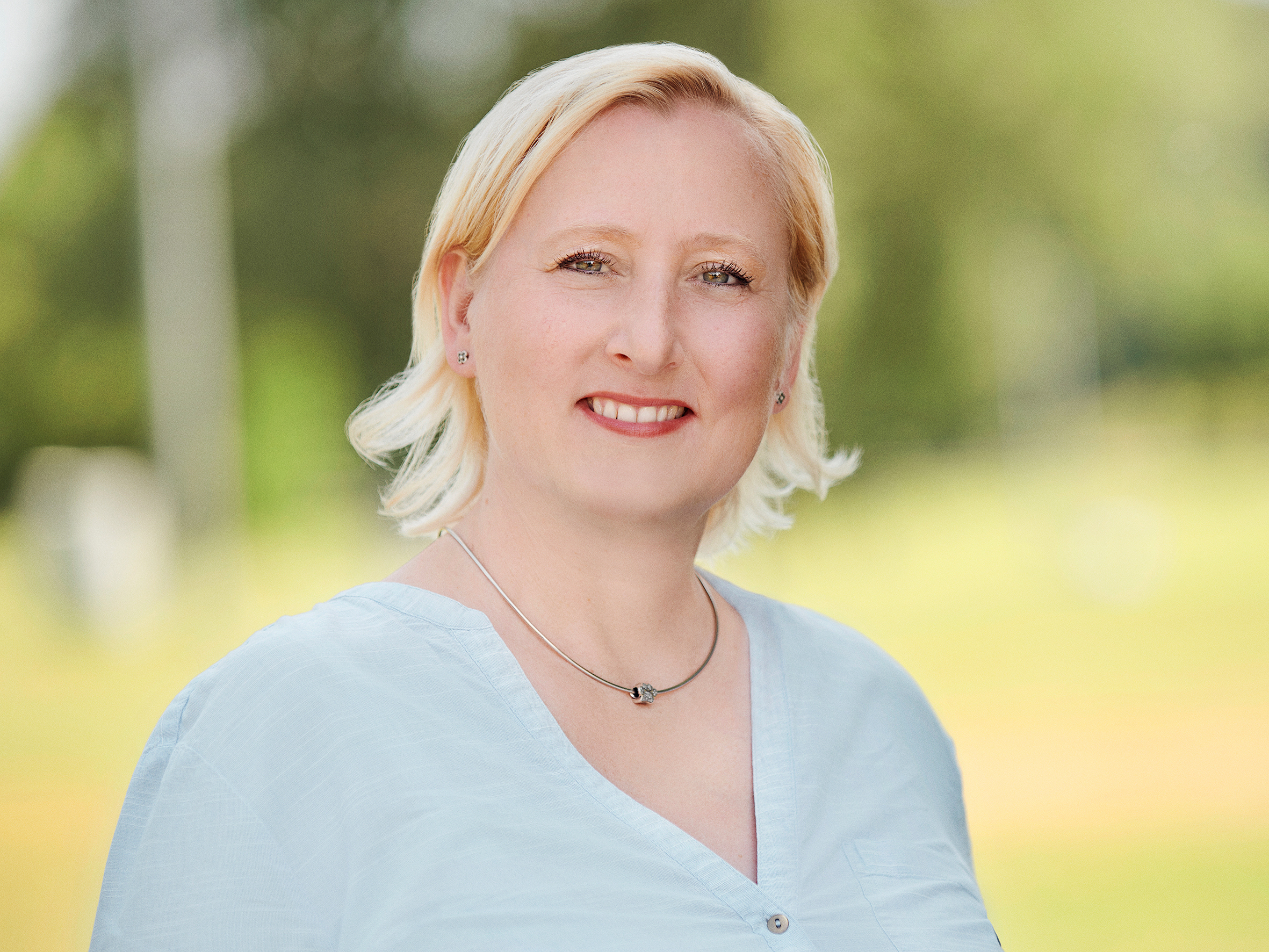  Sabine Sch�fer